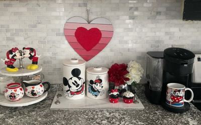 DIY Valentine’s Day Wall Decor